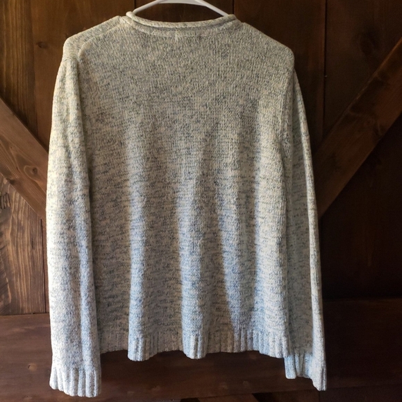 Light blue luxury soft knit sweater medium nwot - Picture 8 of 9